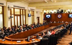 In a setback for Colombia, the Organization of American States (OAS) voted against its proposal for a meeting on the border situation.