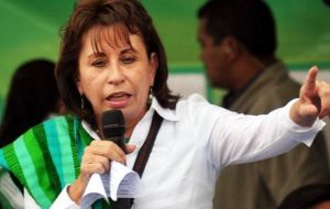 Sandra Torres, ex-wife of former president Alvaro Colom (2008-2011) beat millionaire businessman Manuel Baldizon: 19.75% to 19.38%.
