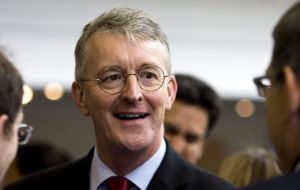 “We absolutely as the Labour Party uphold the right of the people of Gibraltar to self-determination” shadow Foreign Secretary Hilary Benn told guests.