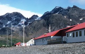 South Georgia has facilities for scientists to work from with the BAS and Bird Island bases
