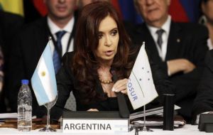 The Cristina Fernandez economic policies, and veto-clause threat, have clashed with other Mercosur members attempts to integrates globally 