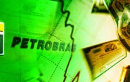 Petrobras posted losses of 3.76 billion Reais (1bn dollars) in the quarter, compared with a loss of 5.3 billion Reais a year earlier.