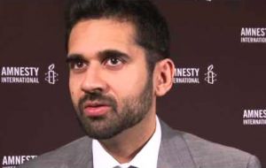 “Qatar’s persistent labor reform delays are a recipe for human rights disaster,” said Mustafa Qadri, Gulf migrant rights researcher at Amnesty International. 