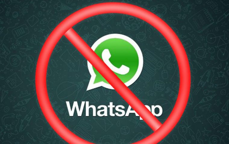The Folha de Sao Paulo newspaper site reported that the ban was imposed because WhatsApp had failed to provide messages swapped by criminal gangs.