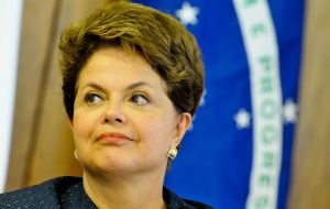 The poll shows 31% of deputies would vote against the motion to impeach President Rousseff, the equivalent of 159 guaranteed votes. 