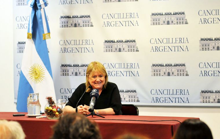 “Malvinas is a constitutional issue not optional, our constitution clearly points out that the Malvinas question is a totally and absolute priority”, said Malcorra 