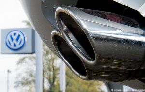 VW has promised it will have a fix in the coming weeks for the millions of US cars with defeat devices that disguised emission levels in diesel cars. 