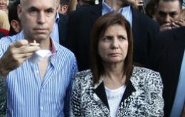 Vice president Gabriela Michetti and Security Minister Patricia Bullrich,  confirmed the government’s commitment to bring justice to the AMIA victims 