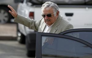 The Fernandez family did not lack the right contacts: they paid for Mujica's presidential sash and baton, and open street party