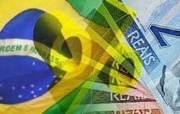 The government of president Rousseff expects inflation to end the year within its target range of 4.5%, with a 2 percent band with the top end rate at 6.5%.