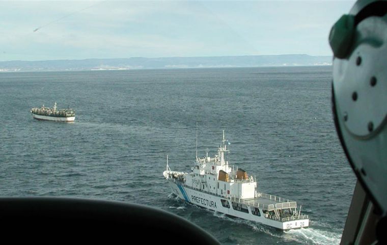  The jigger was radar detected last Tuesday early morning at the San Jorge Gulf illegally operating and was repeatedly warned in Spanish and English. (Pic LA file)