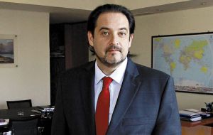 The protocol will ensure that 92% of trade will be free of tariffs, while the remaining 8% will face a gradual process, said Chilean official Andres Rebolledo