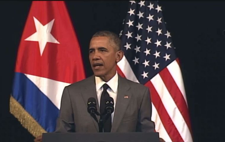 ”Sí se puede” Obama told the Cuban people promising a new beginning and recalled his 2008 slogan, “Yes we can.” 