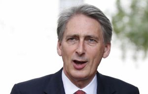 Hammond said that even UK and Cuba government that are very different, “the people that the UK is keen to forge new links across the Atlantic”