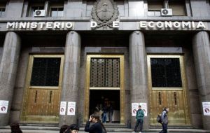 A series of controls that ”inhibited economic activity” have been lifted and if that path is followed investment and economic growth will be on the rise in Argentina.