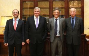 Lord Price meet with his peer Miguel Braun; Production minister Francisco Cabrera and Transport minister Guillermo Dietrich