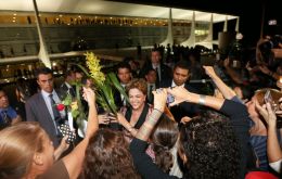On May 12, Rousseff will leave the presidential Planalto Palace descending by the main ramp accompanied by ministers, advisors, to a crowd of supporters