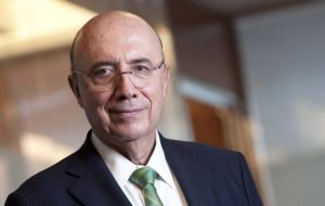  Meirelles, an inflation hawk who was the Central Bank governor during 2003-2011 has the job of winning the approval of the private sector and investors