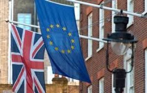 The latest minutes from the Bank's Monetary Policy Committee (MPC) said that a leave vote may cause both growth and sterling to fall and unemployment to rise. 