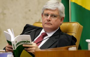 The term of Brazil's current public prosecutor, Rodrigo Janot, does not end until September 2017. He has aggressively pursued a massive investigation into Petrobras