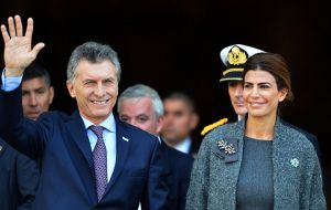 President Macri and the first lady attended the Buenos Aires cathedral celebration with ministers and top officials 