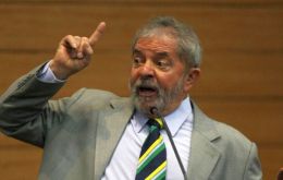 “After the coup, Globo simply took Dilma off the air as if she did not exist or had never existed”, claimed Lula.