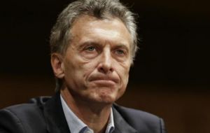 After Macri concluded his schedule in the evening, his medical team recommended a check-up at the Olivos Clinic hospital in Buenos Aires. 