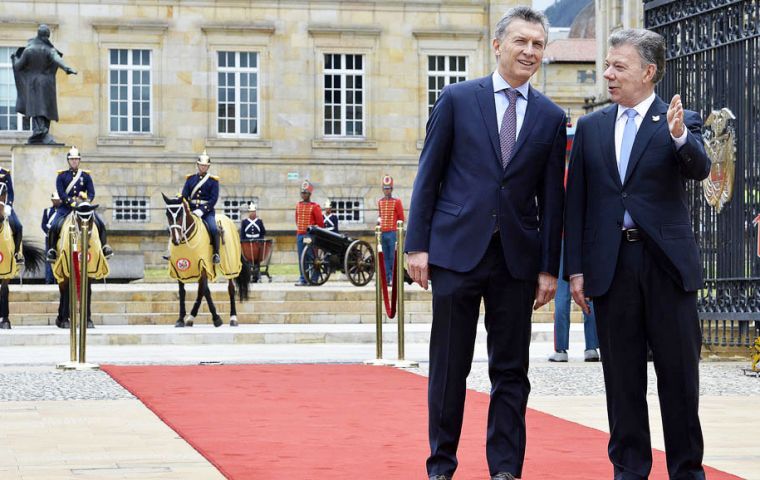 “Mercosur needs a greater integration dynamics and must be open to work with other regional blocks such as the Pacific Alliance”, Macri said at the Nariño Palace. 
