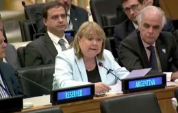  Among the tasks that this Special Committee deals with year after year is an issue of great importance to my country: the question of the Malvinas Islands