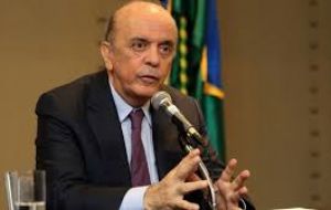 Although Jose Serra despises the “ideological” Mercosur, he called for a suspension of the transfer until Venezuela fully complies with incorporation rules 