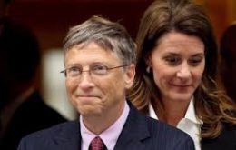 Among the attendants are Bill and Melinda Gates (Microsoft), Larry Page (Google), Mark Zuckerberg (Facebook), media magnate Rupert Murdoch