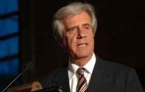 Uruguayan president Tabare Vazquez must deal with a divided coalition: many of the lawmakers support handing the presidency to Venezuela. 