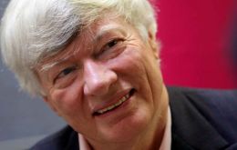 British lawyer Geoffrey Robertson, who has defended Mike Tyson and WikiLeaks founder Julian Assange, joined Lula's Brazilian lawyers in filing the petition
