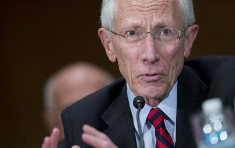 “We are close to our targets,” Fischer said on Sunday, adding that jobs growth had been “remarkably resilient”. However he did not mention interest rates
