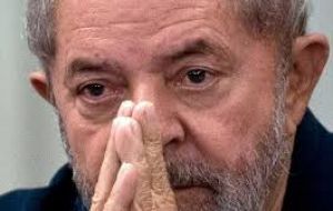 The impeachment puts a definitive end to thirteen years of a governing by the populist Workers Party, PT, founded by ex president Lula da Silva 