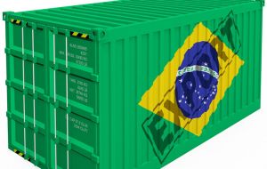 Imports plunged 9.2% in September from a year earlier, reflecting weak consumer demand. Exports fell 2.2%, raising concerns that the Brazilian real is too strong