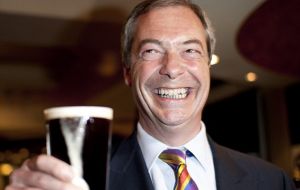 .UKIP leader Nigel Farage said he feared a “betrayal” of the 51.9% of voters who backed leaving the EU in June's referendum and voiced concern at the prospect of a “half Brexit”.