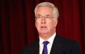 “The UK government’s commitment will secure hundreds of high-skilled shipbuilding jobs on the Clyde for at least two decades”, said Defense secretary Michael Fallon