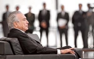 The claim is that a million Reais were paid to the political campaign of Temer, according to Rousseff's lawyers