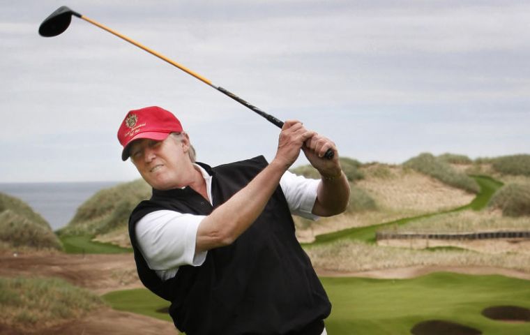 Argentine President Mauricio Macri used to play golf with Donald Trump 