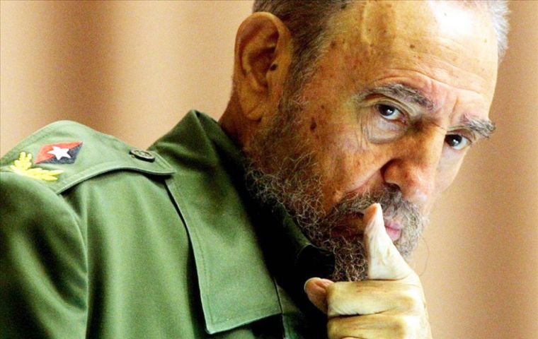 “I was defending the Malvinas claim since 1948. Over sixty years ago, as a university student I started to defend the Malvinas cause” confessed Fidel Castro