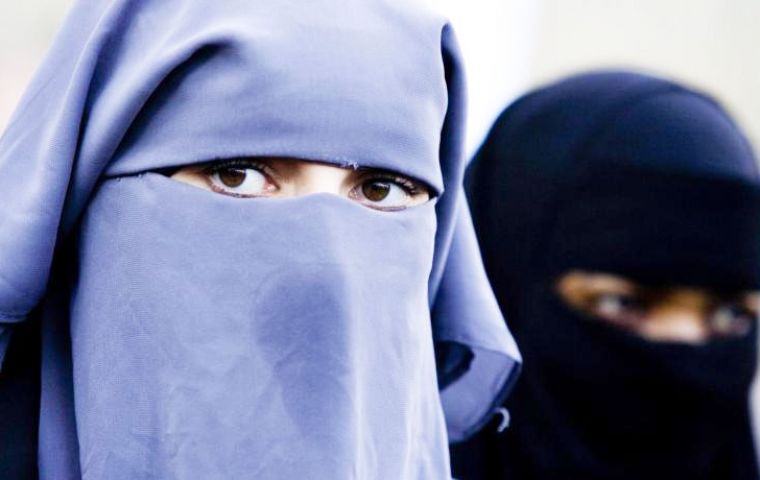 Dutch Lower House passes partial ban on burka  