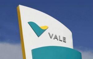 The transaction, part of Vale’s strategy to cut debt and focus on its core businesses, excludes the nitrogen and phosphate assets in Cubatão, Brazil
