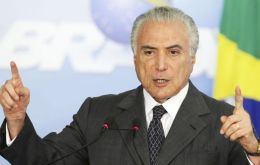 Temer plans to send Congress a bill allowing 100% foreign ownership of airlines, though investors will be obliged to help expand regional flight services, sources said.