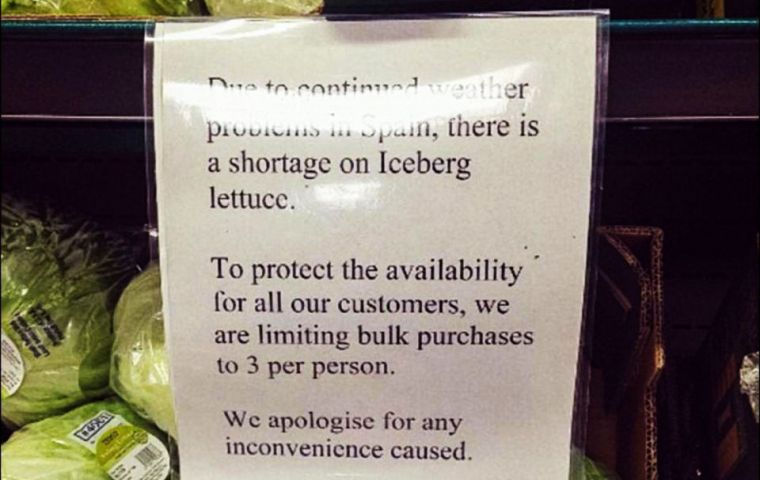 “Due to continued weather problems in Spain there is a shortage of iceberg lettuce”, a notice in a Tesco store read. 