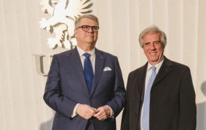 President Vazquez and several ministers were hosted at the Biofore House in Helsinki by UPM's President and CEO, Jussi Pesonen.