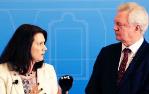 Speaking with Sweden’s EU minister Ann Linde, Mr Davis highlighted the EU Bill had passed the Commons “very straightforwardly” with “very solid majorities”.