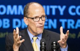 “By getting back to basics, we can turn the Democratic Party around, take the fight to Donald Trump, and win elections from school board to the Senate”, said Perez  