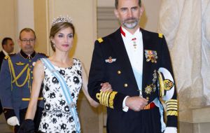 King Felipe had accepted an invitation from the Queen in December 2015 to visit the UK accompanied by Queen Letizia. 