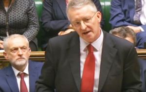 Labour MP Hilary Benn, chair of the committee, said government was right to push for both negotiations on a new trade deal and separation talks
